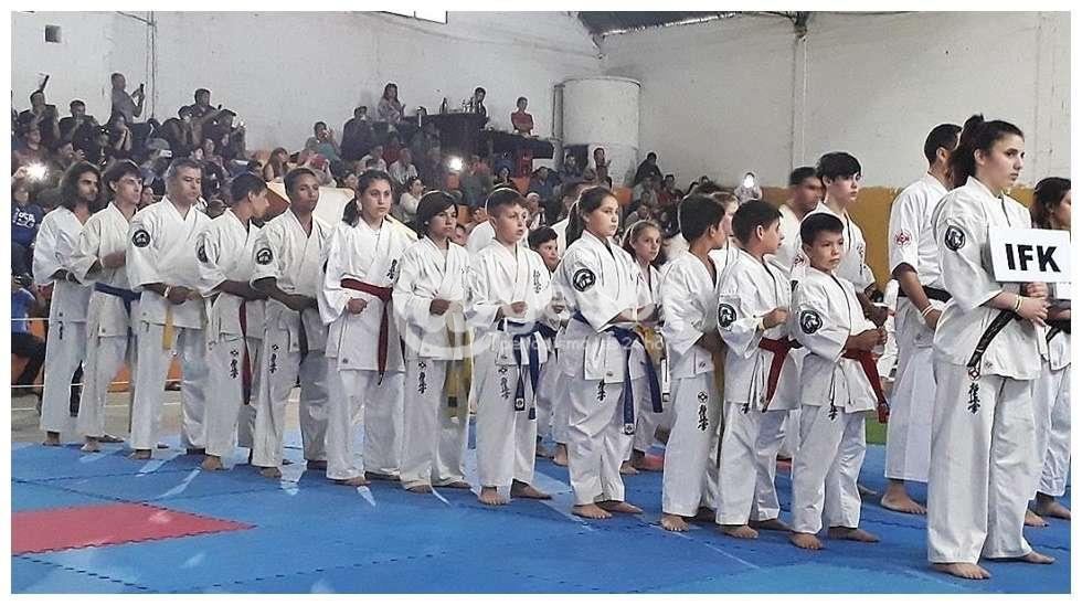 Que se presentó en el Torneo Nacional de Kyokushin kenbukai Uruguay.