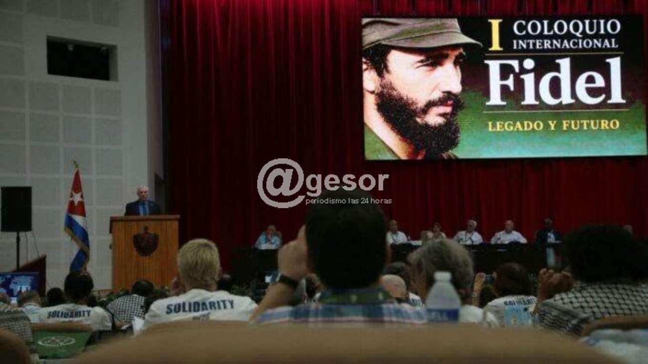 El presidente del Partido Comunista de Chile, Lautaro Carmano, viajó a Cuba para participar de las celebraciones de los cien años del dictador Fidel Castro.